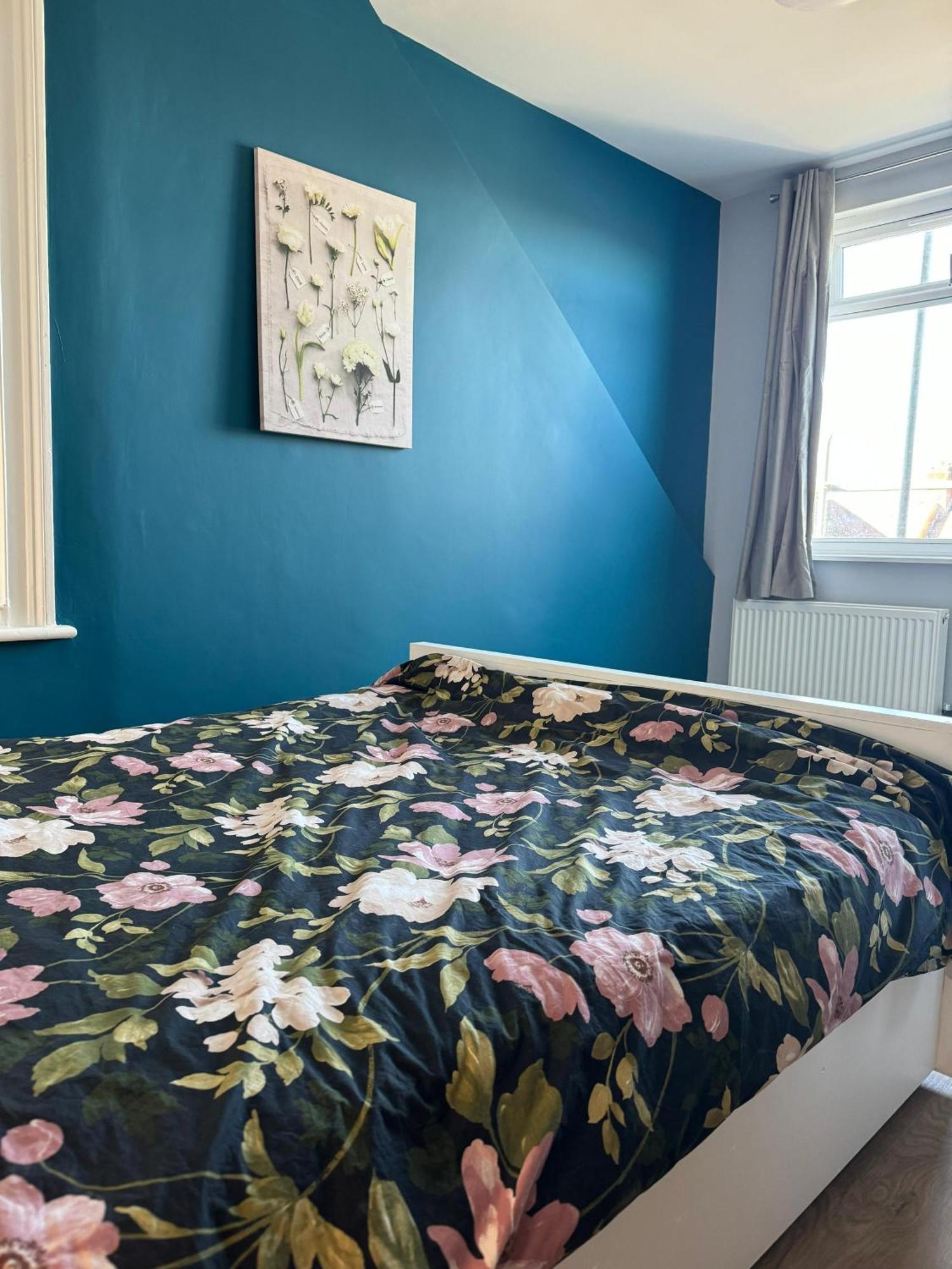 Nice And Pleasant Thornton Heath Экстерьер фото