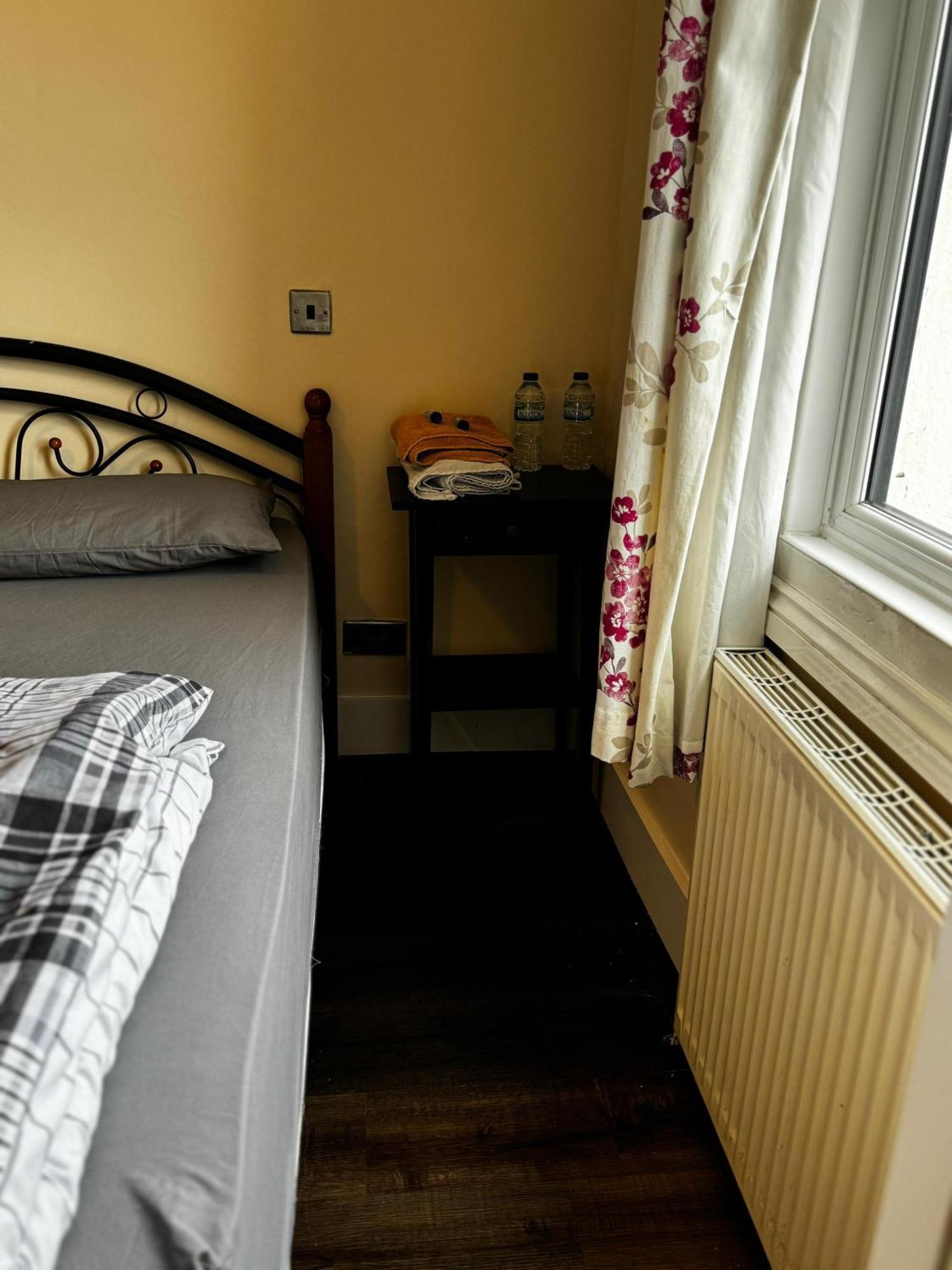 Nice And Pleasant Thornton Heath Экстерьер фото