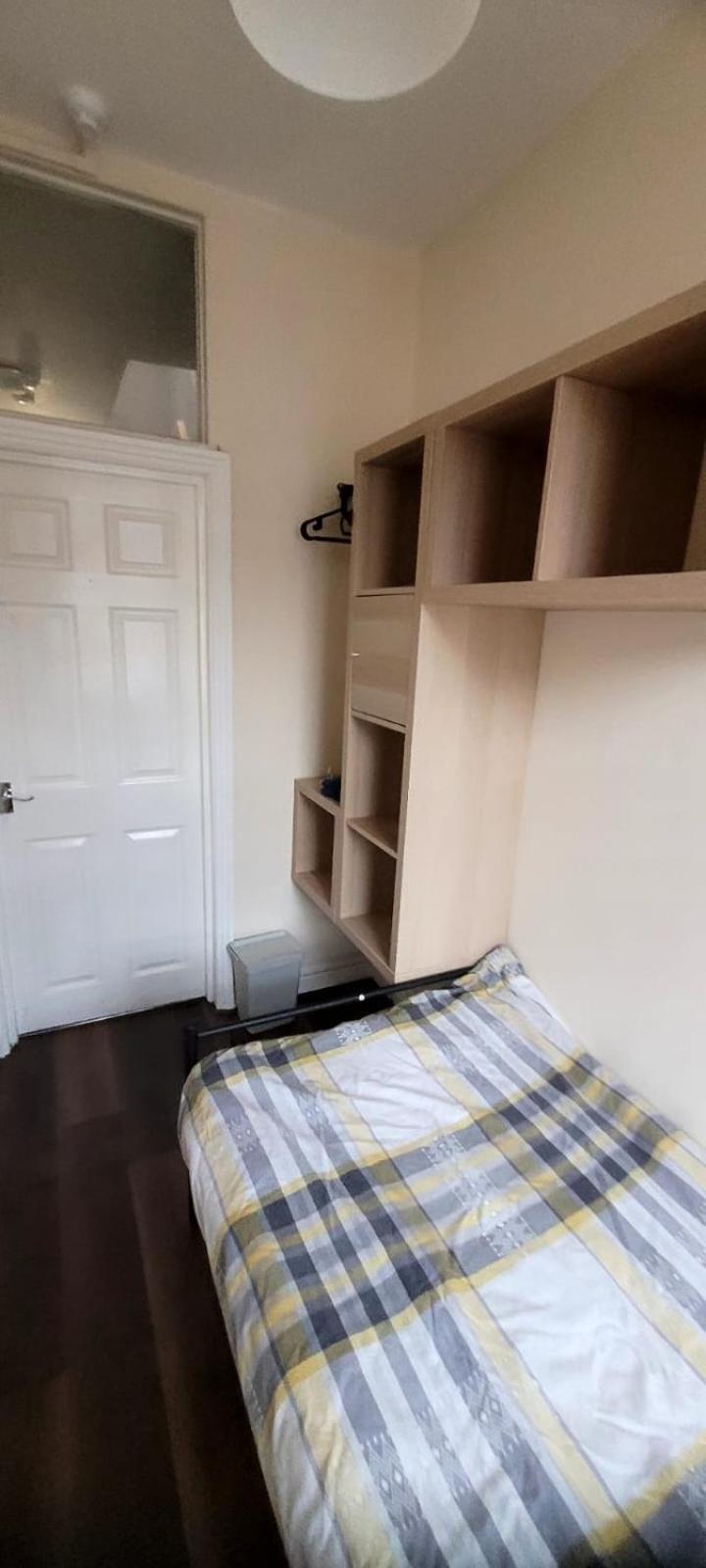 Nice And Pleasant Thornton Heath Экстерьер фото
